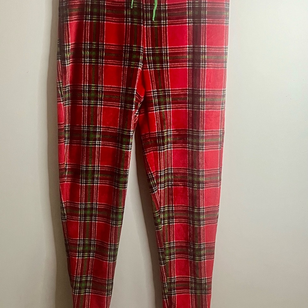 Secret Treasures Red and Green Plaid Pajama Pants Holiday